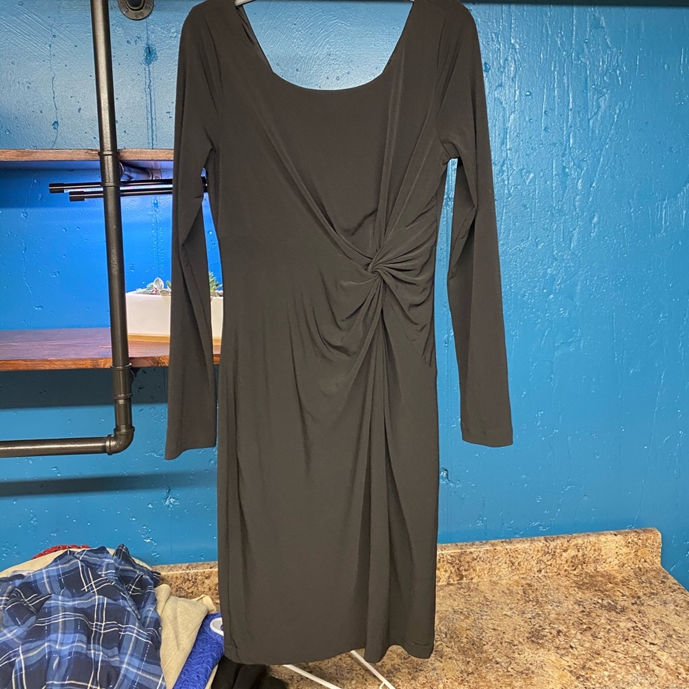Jessica Simpson black fitted long sleeve dress